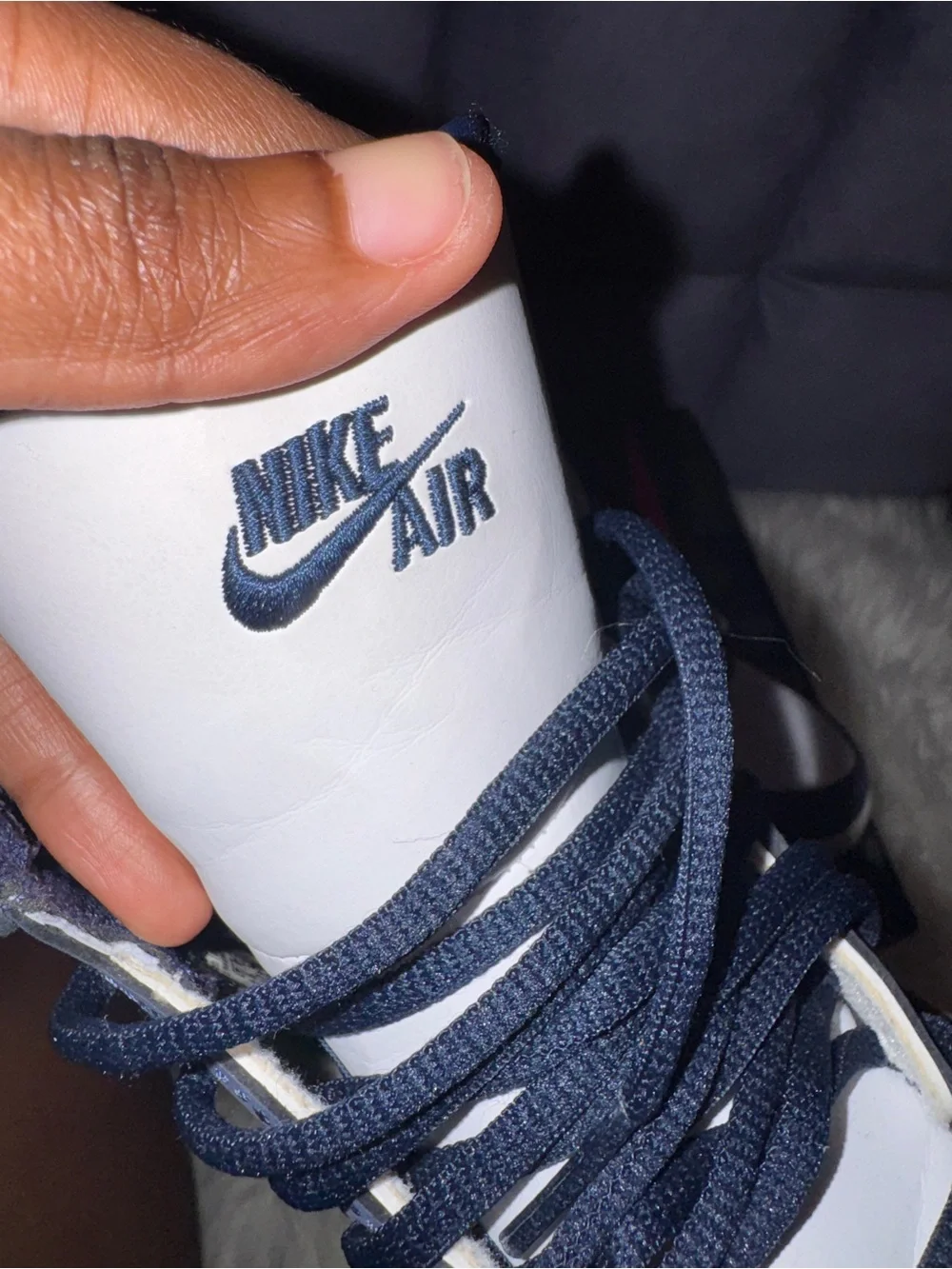 Nike Air Jordan 1 High - White & Navy